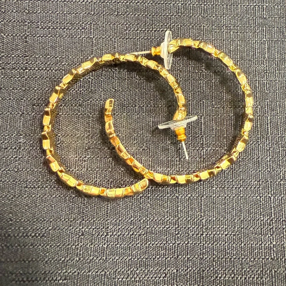 NEW Nordstrom Gold Star Hoop Earrings